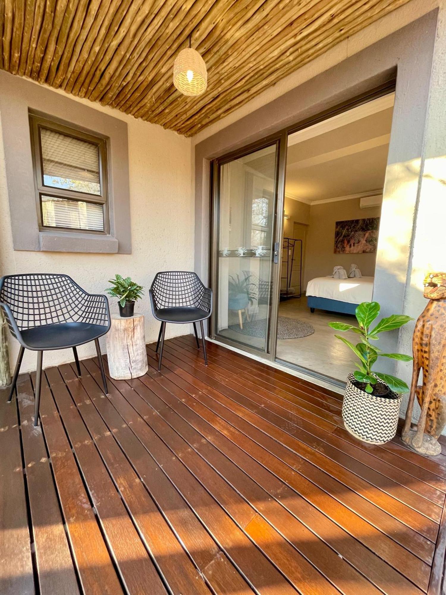The Baobab Bush Lodge And Villa 호에드스프뤼트 외부 사진