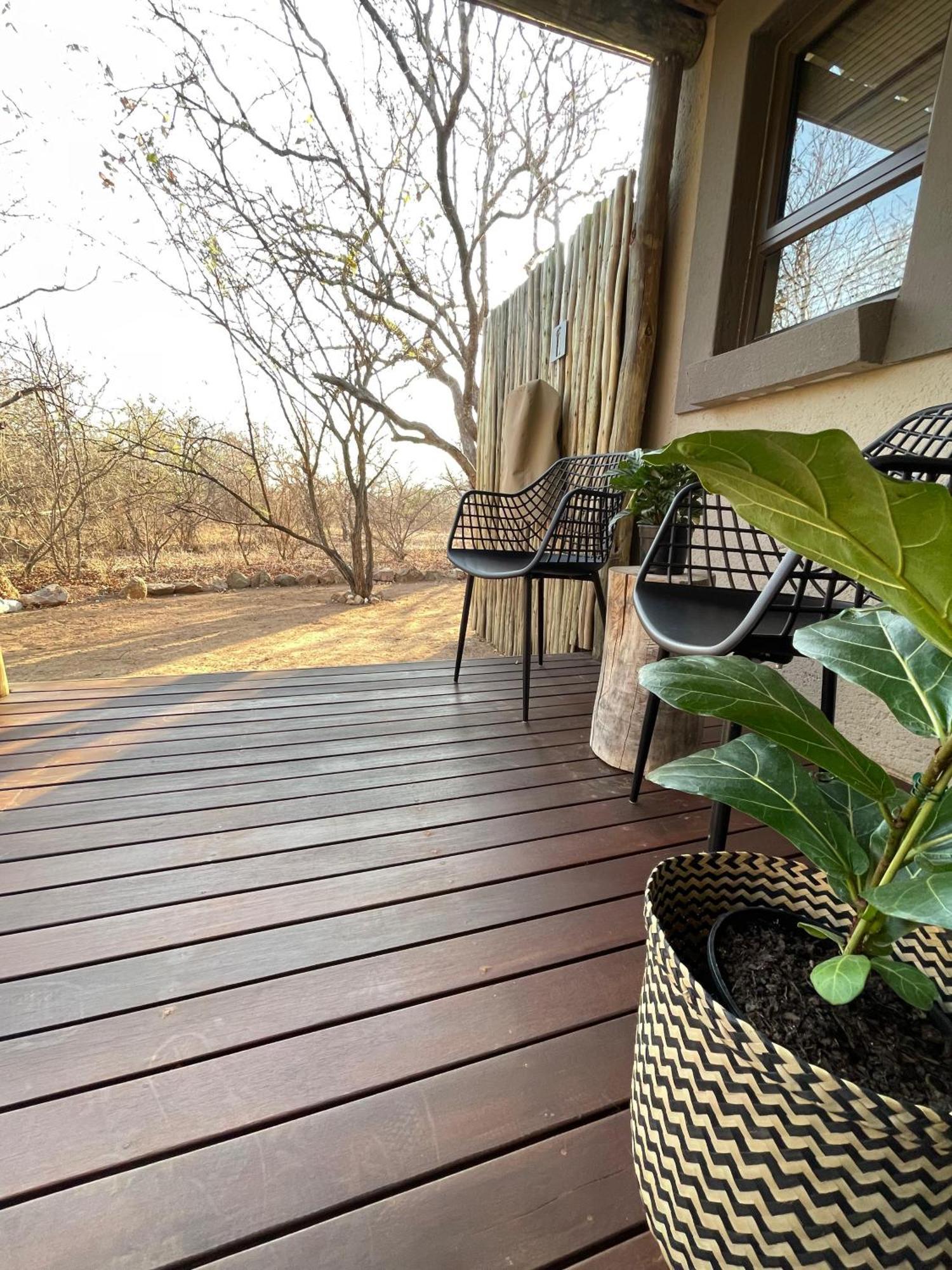 The Baobab Bush Lodge And Villa 호에드스프뤼트 외부 사진
