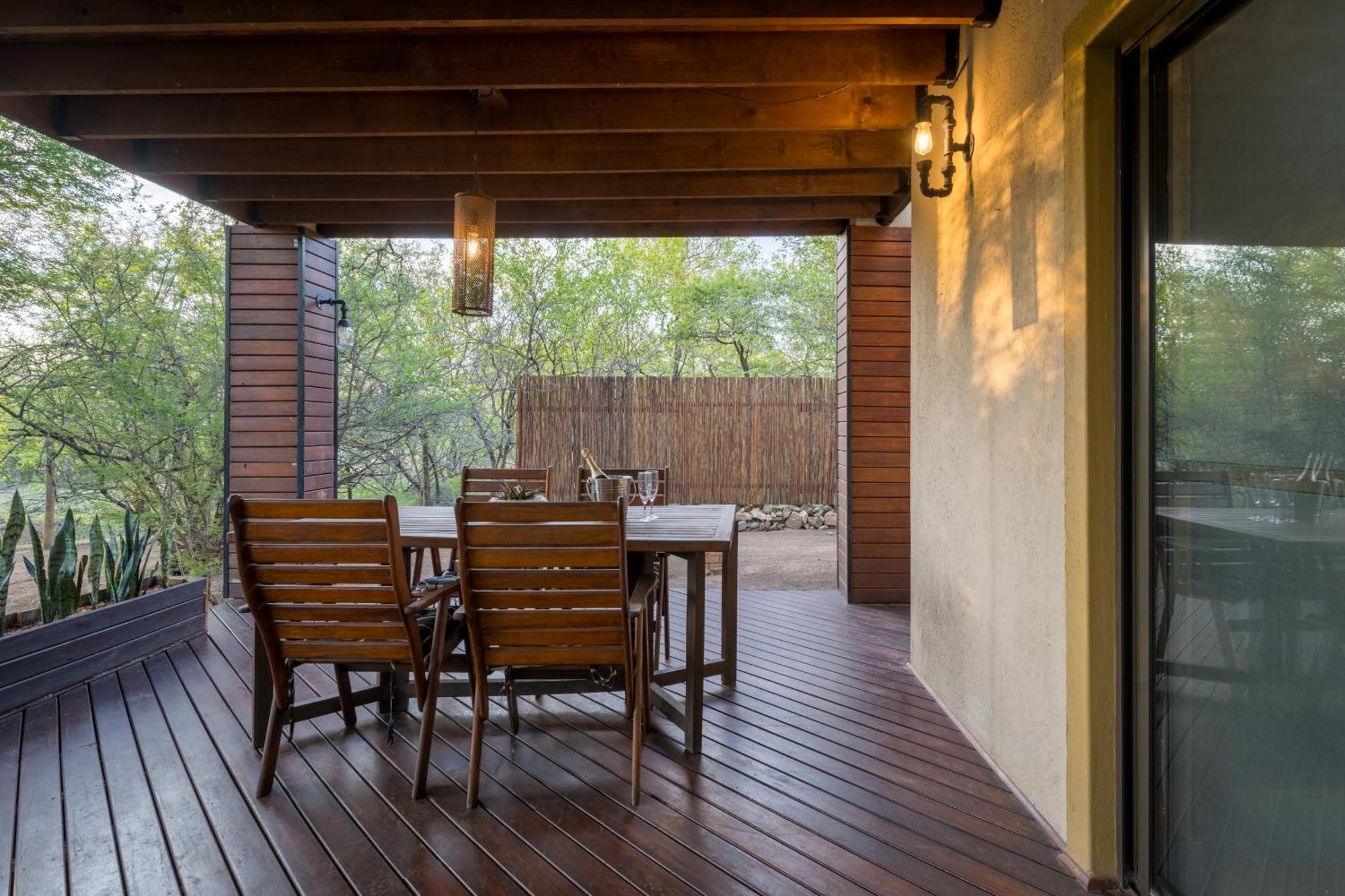 The Baobab Bush Lodge And Villa 호에드스프뤼트 외부 사진