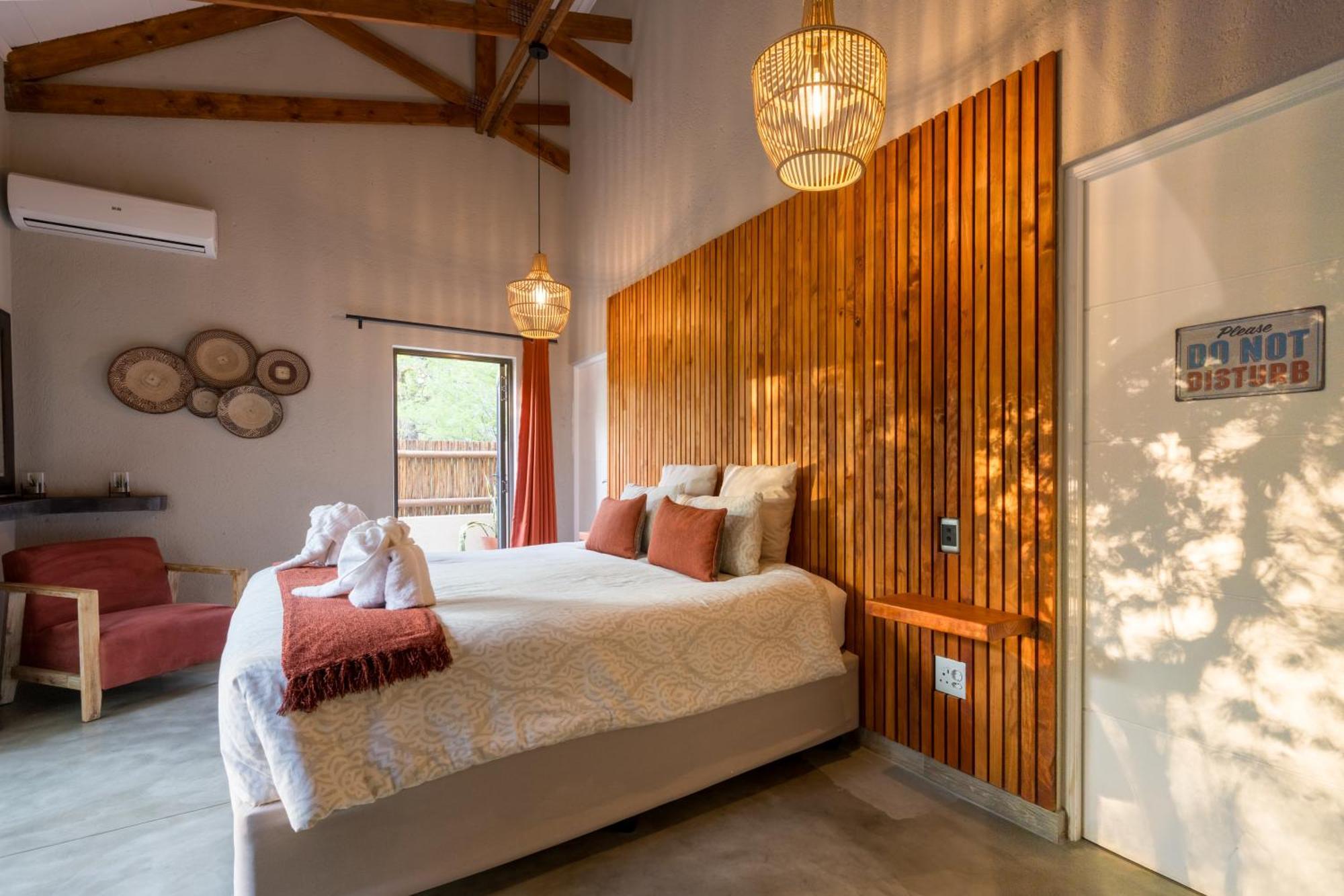 The Baobab Bush Lodge And Villa 호에드스프뤼트 외부 사진