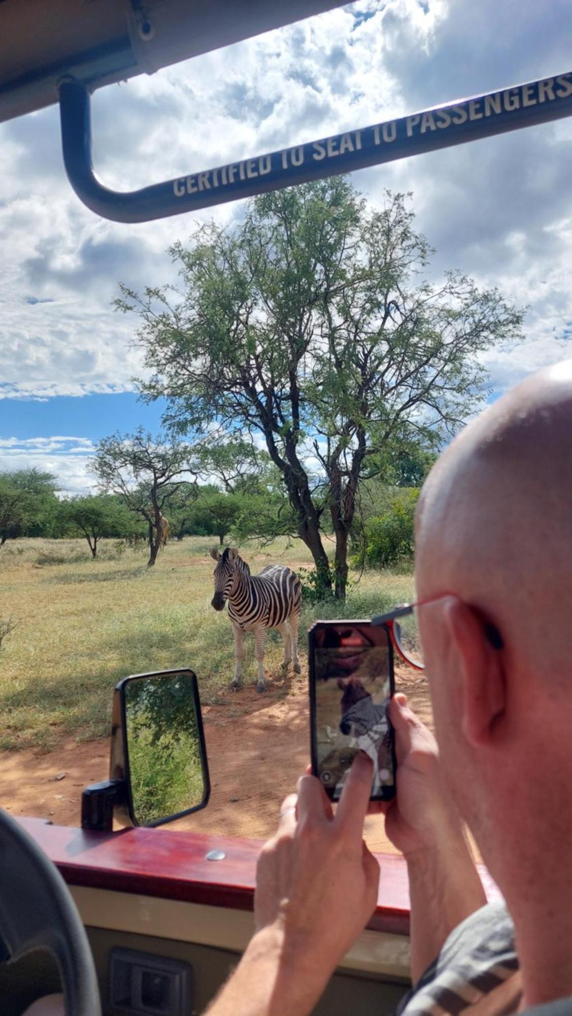 The Baobab Bush Lodge And Villa 호에드스프뤼트 외부 사진